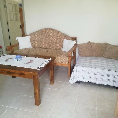 Uc Kardesler Villasi *